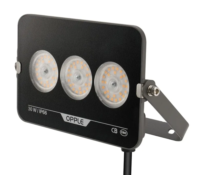 Прожектор светодиодный уличный OPPLE LED Floodlight EQ3 30W-4000-GY-GP поворотный — вид под углом
