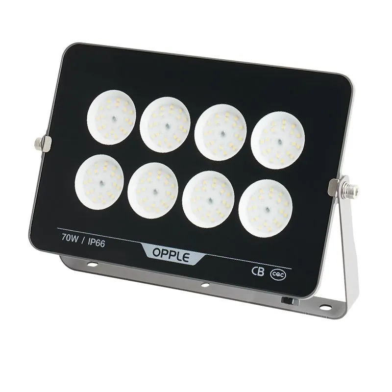 Прожектор светодиодный уличный OPPLE LED Floodlight EQ3 70W-4000-GY-GP поворотный — вид под углом