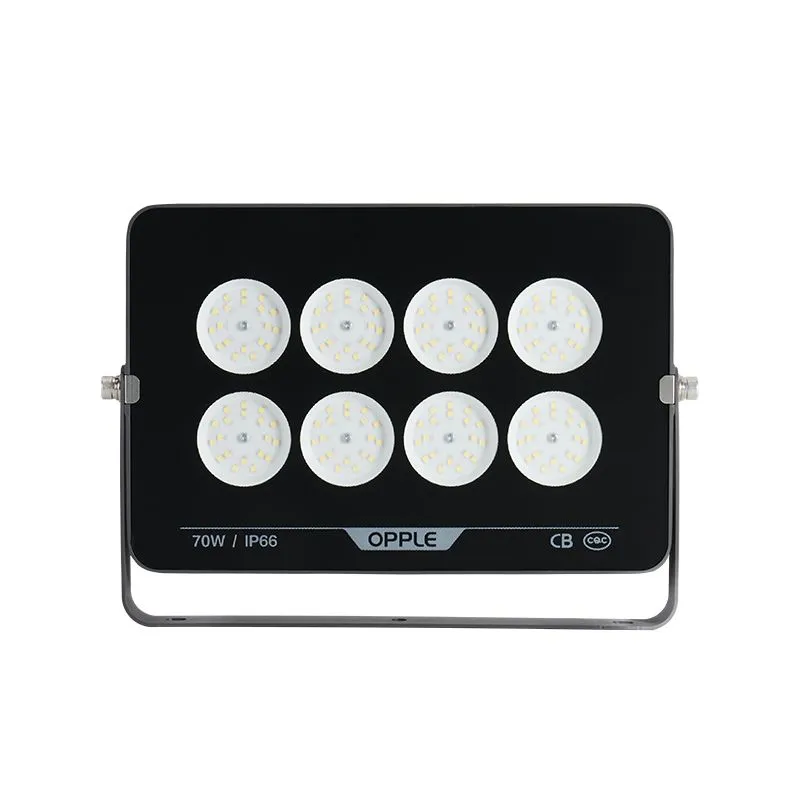 Прожектор светодиодный уличный OPPLE LED Floodlight EQ3 70W-3000-GY-GP поворотный — вид под углом