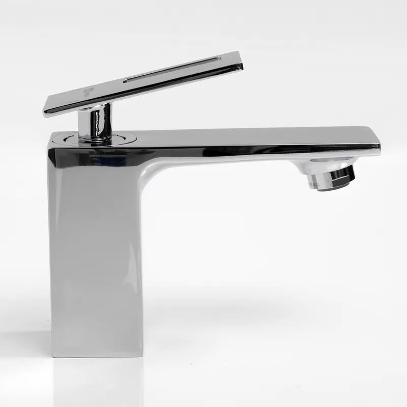 Встроенный смеситель Wasserkraft Alme 1500 — вид под углом
