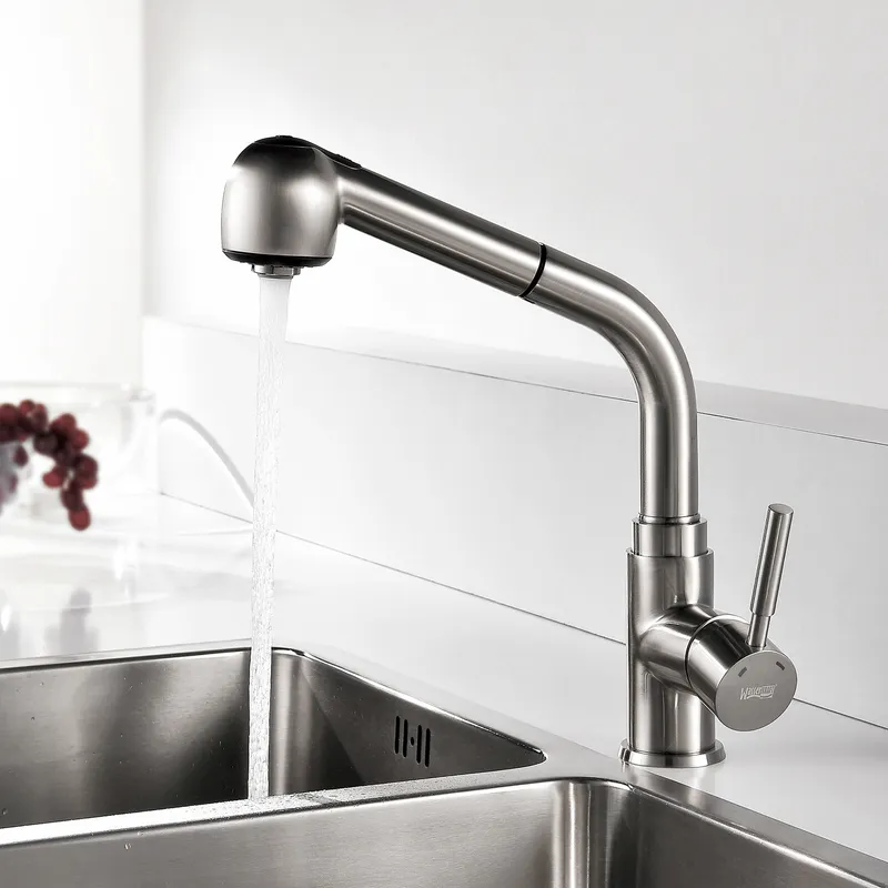 Смеситель Wasserkraft Wern 4200 для кухни с лейкой — вид под углом
