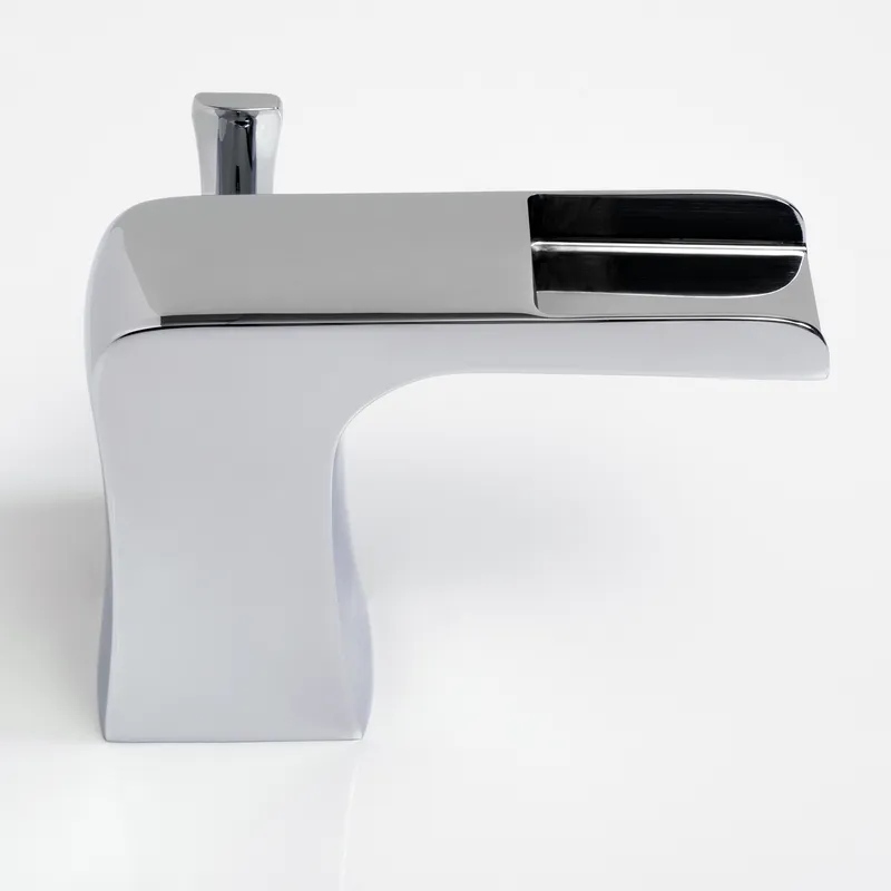 Смеситель Wasserkraft Berkel 4800 каскадный — вид под углом