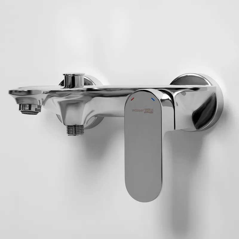 Смеситель для ванны Wasserkraft Dinkel 5800 с коротким изливом — вид под углом