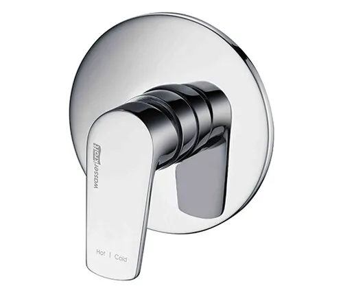 Встроенный смеситель Wasserkraft Dill 6100 для душа — ручка крупным планом