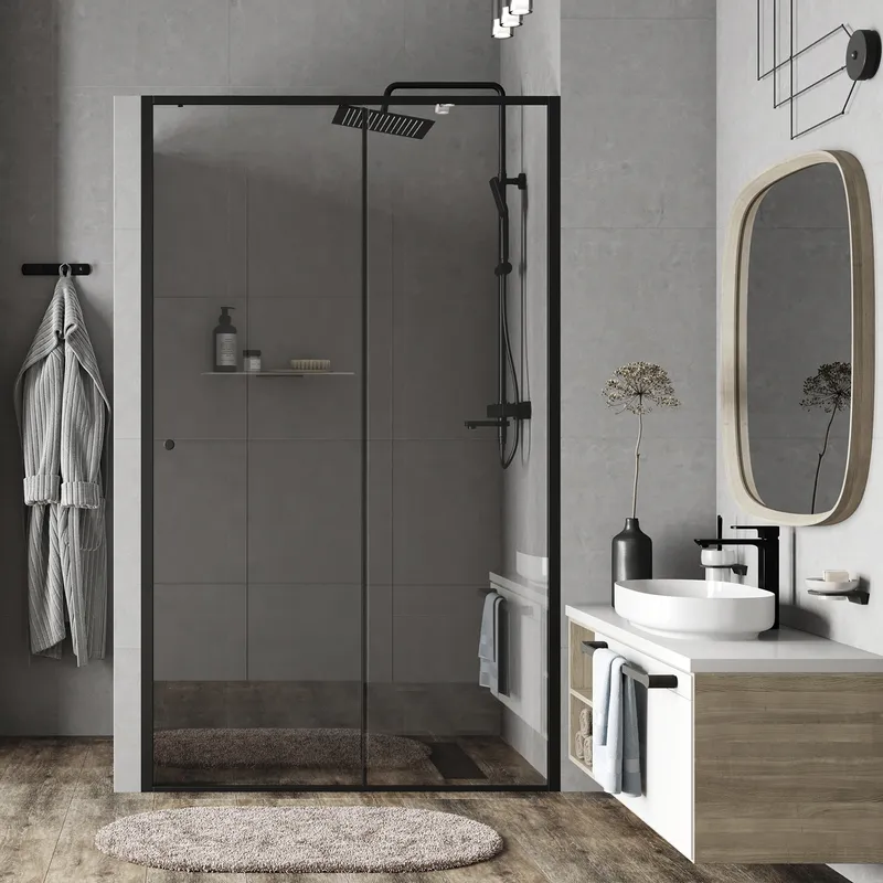 Душевая дверь Wasserkraft Dill 61S 140 см — в ванной комнате с белыми стенами