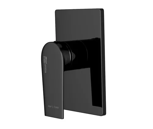 Встроенный смеситель Wasserkraft Glan 6600 для душа — вид сбоку на ручку и панель
