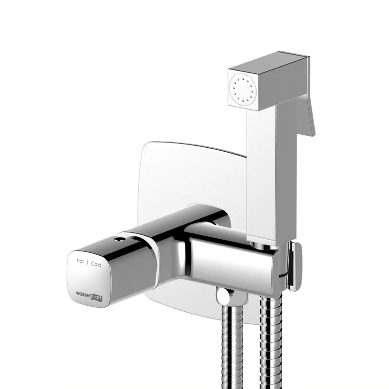 Гигиенический душ Wasserkraft Naab 8600 со смесителем — вид под углом на смеситель и лейку