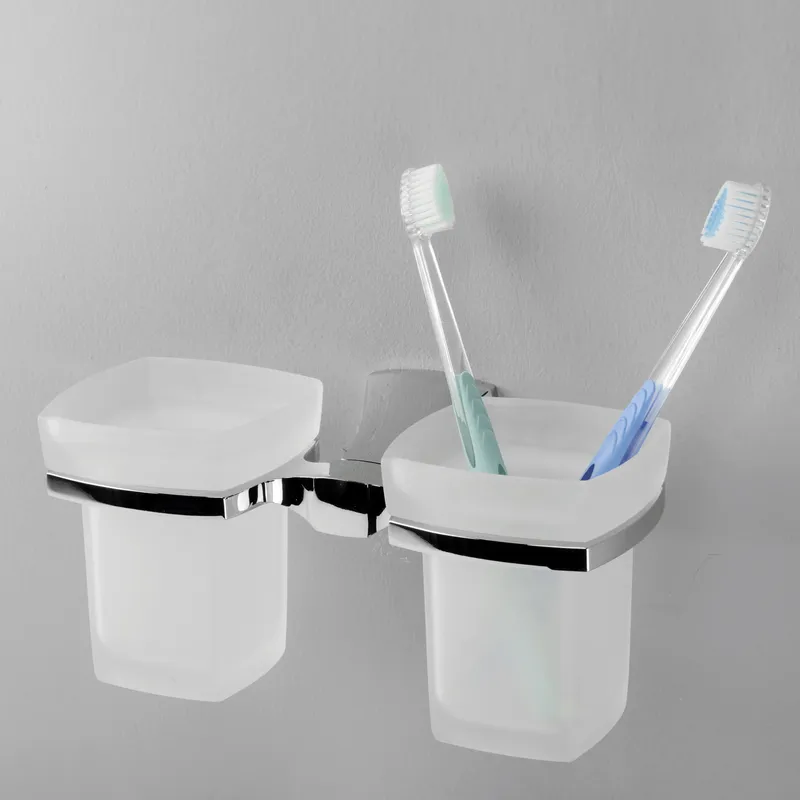 Стакан Wasserkraft Wern K-2500 для зубных щеток, двойной — вид под углом