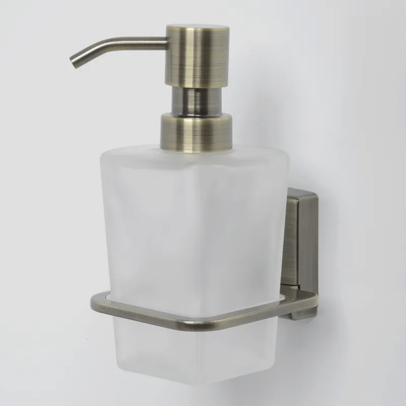 Дозатор Wasserkraft Exter K-5200 для жидкого мыла — вид под углом