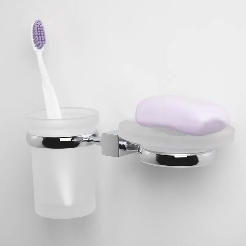 Стакан Wasserkraft Lippe K-6500 для зубных щеток, с мыльницей — вид сбоку под углом