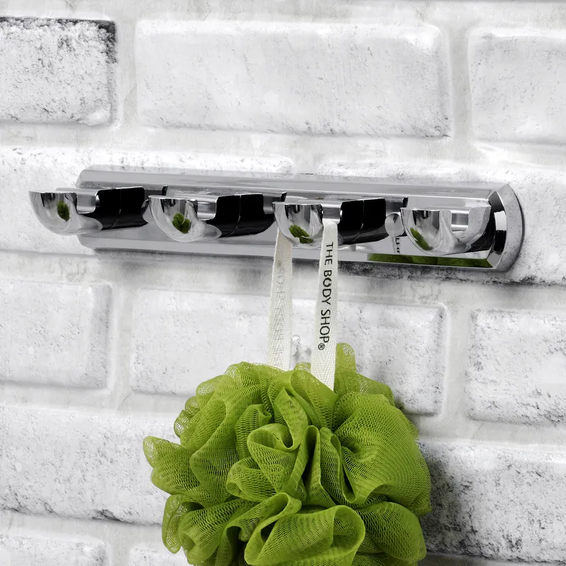 Планка с крючками Wasserkraft Kammel K-8300White — вид под углом