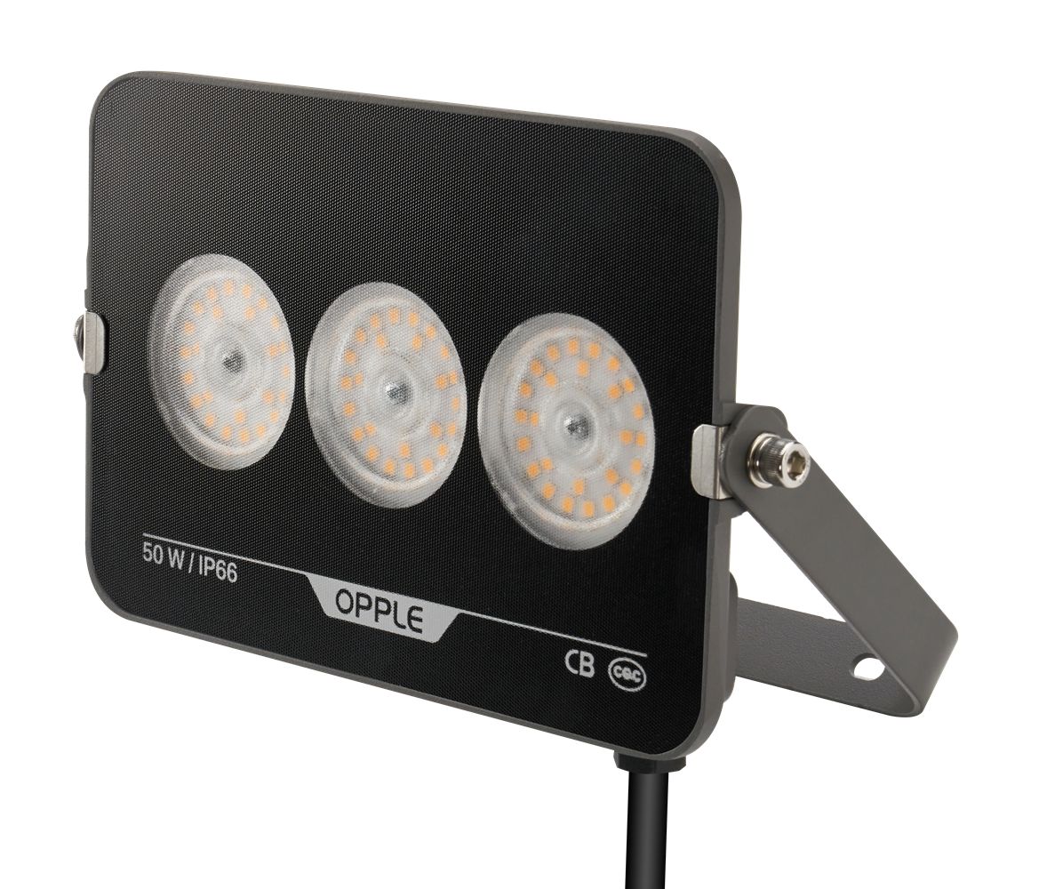 Прожектор светодиодный уличный OPPLE LED Floodlight EQ3 50W-4000-GY-GP поворотный — вид под углом