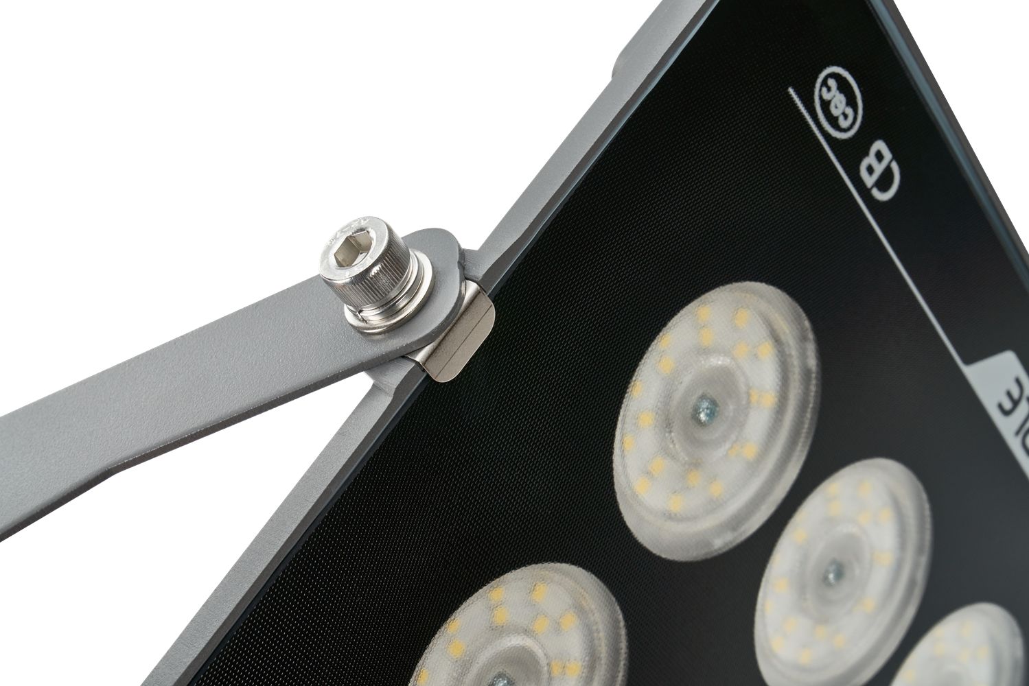 Прожектор светодиодный уличный OPPLE LED Floodlight EQ3 70W-3000-GY-GP поворотный — вид на светодиодные модули крупным планом