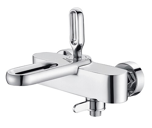 Смеситель для ванны Wasserkraft Kammel 1800 с коротким изливом — вид под углом