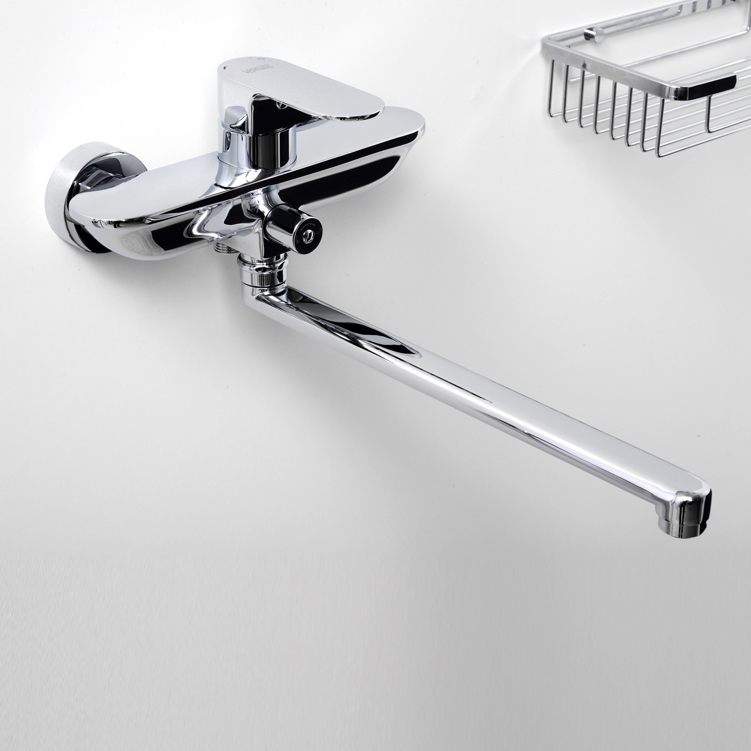 Смеситель для ванны Wasserkraft Dinkel 5800 с длинным изливом — вид под углом-2