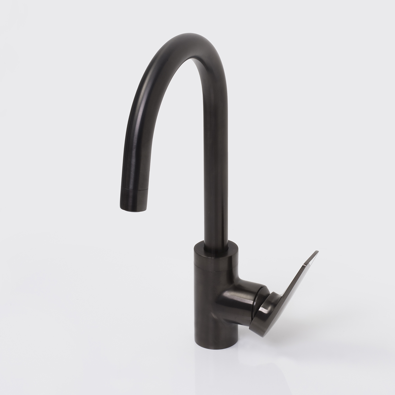 Смеситель для кухни Wasserkraft Wiese 8400 — вид сбоку под углом-5