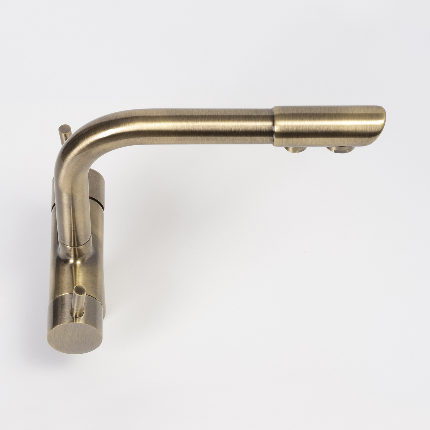 Смеситель для кухни Wasserkraft с подключением к фильтру — вид сбоку под углом-4