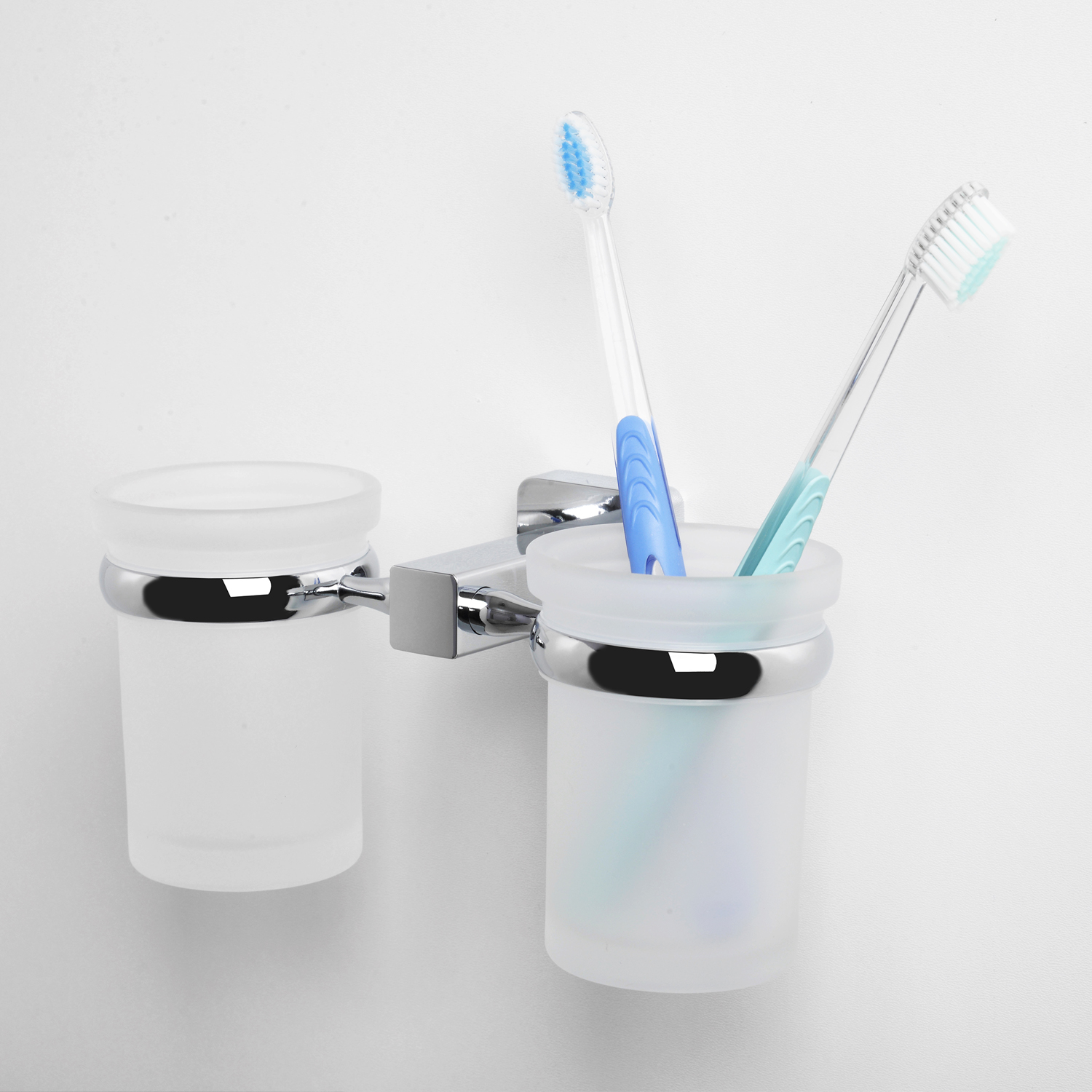 Стакан Wasserkraft Lippe K-6500 для зубных щеток, двойной — вид сбоку на держатель с двумя емкостями